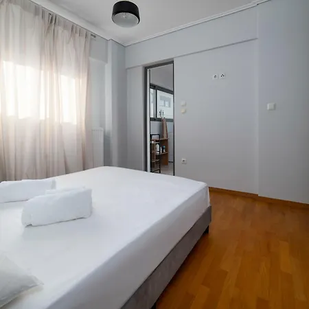 3ba Next To Metro And Center With View Athens