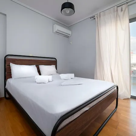 3ba Next To Metro And Center With View *