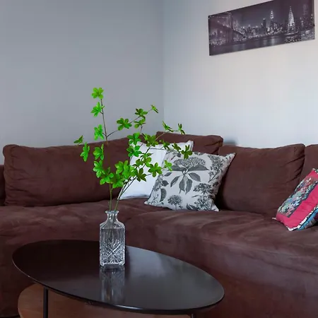 3ba Next To Metro And Center With View Athens