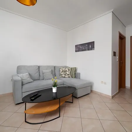 3ba Next To Metro And Center With View Athens